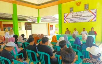 Lewat TMMD ke-129 Bojonegoro, Dinas Kesehatan Bekali Penjamah Pangan Ciptakan Makanan Aman