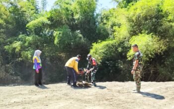 Tak Hanya Bangun Infrastruktur, TMMD Bojonegoro Ikut Perkuat Tanggul Sungai Lewat Penghijauan