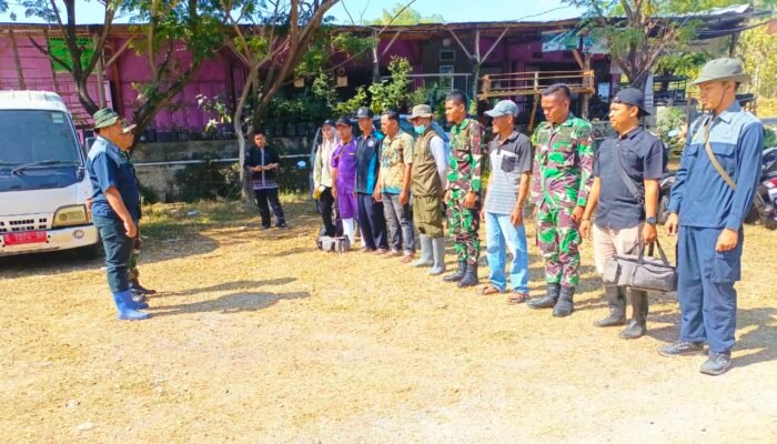 Tak Hanya Bangun Jalan, TMMD Bojonegoro Beri Pelayanan Kesehatan untuk Ratusan Ternak