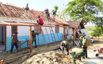 Semangat Gotong Royong Warnai TMMD Bojonegoro, Rumah Warga Mulai Berubah