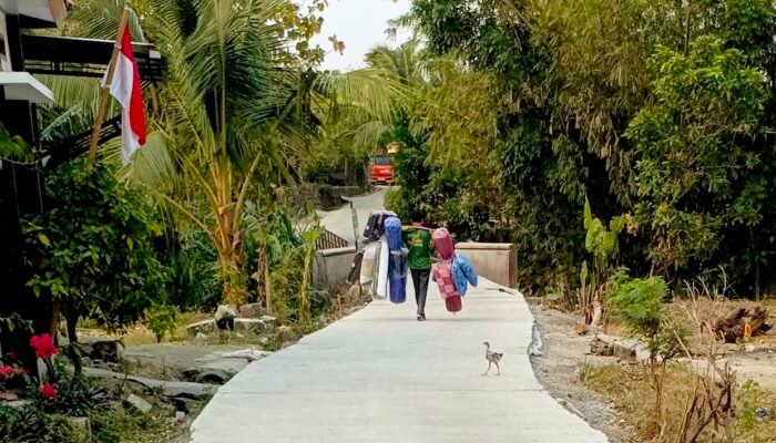 Jalan Mundu Kini Mulus Berkat TMMD Bojonegoro, Warga Berharap Ekonomi Ikut Meningkat