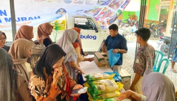 GPM di Klepek Sukosewu Bojonegoro Diserbu Warga, Beras Jadi Buruan