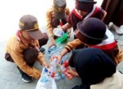 Bawa Sampah Pulang Bawa Hadiah, Cara Kreatif KKN Bojonegoro Edukasi Anak