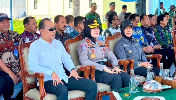 TMMD 129 Bojonegoro Tuntas, Ketua DPRD Abdulloh Umar Minta Warga Rawat Hasil Pembangunan