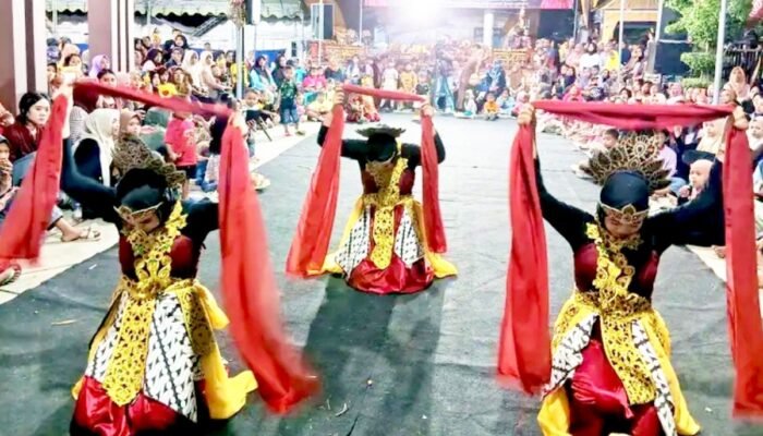 Tari Rampak Curi Perhatian di Sedekah Bumi Sidomulyo Bojonegoro