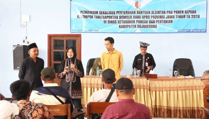 Petani Bojonegoro Kebagian Alsintan, Targetnya Bikin Pertanian Makin Ngebut