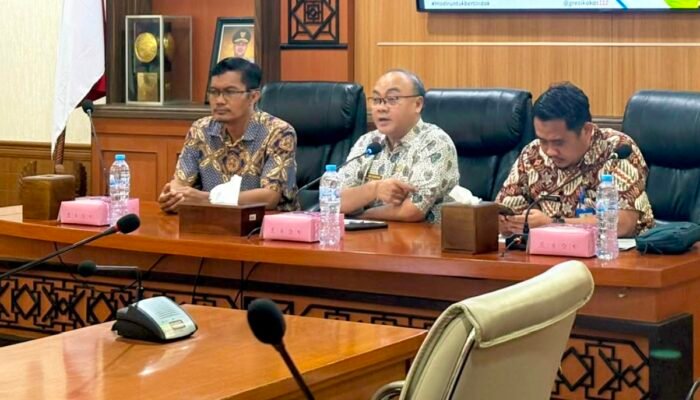Akas 112 Gresik Siaga 24 Jam, Ada 3 Shift untuk Respon Laporan Darurat