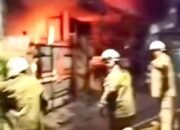 Kosan di Menteng Dalam Jakarta Selatan Ludes Terbakar: 4 Orang Meninggal, 1 Dilarikan ke RS