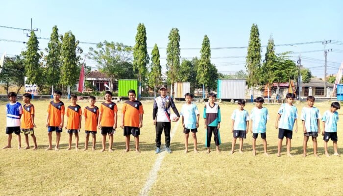 Mencari Bibit Unggul Sepak Bola Tuban, KKGO Parengan Wadahi Bakat Anak Sekolah Dasar
