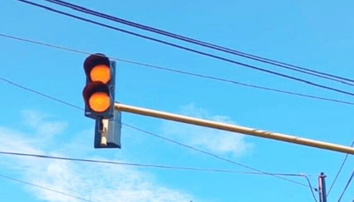 Demi Keselamatan, 13 Titik Rawan di Bojonegoro Dipasangi Warning Light