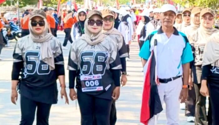 Kompak Banget, Begini Kemeriahan Gerak Jalan Kepohbaru Bojonegoro yang Sedot Perhatian Warga
