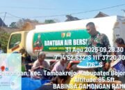 Warga Bojonegoro Kekeringan, TNI Turun Bawa Ribuan Liter Air