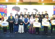 Tak Disangka, Cantika Wahono Dapat Kejutan Ultah ke-53 di Universitas Bojonegoro
