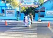 Cegah Kesemrawutan Pagi, Polisi Siaga di Depan SDN Padangan Bojonegoro