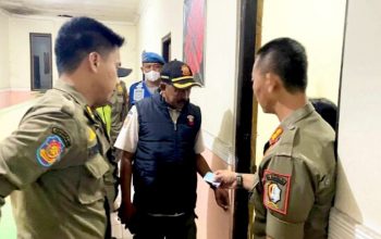 Satpol PP Bojonegoro Razia Kos, 4 Pasangan Dibawa Petugas