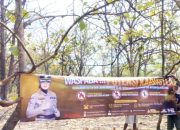 Musim Kemarau, Polisi Pasang Peringatan Karhutla di Padangan Bojonegoro