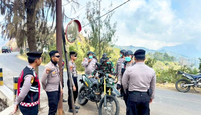 Api Tak Terlihat di Jemplang Bromo, Polisi Malang Belum Lepas Penjagaan