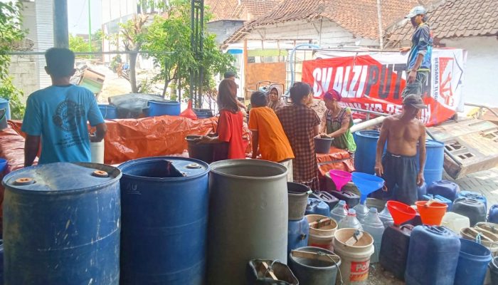 Kaji Hantu Turun Tangan, Air Bersih Mengalir untuk Warga Bojonegoro