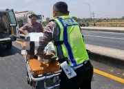 Truk Tronton vs Motor di JLU Dinoyo Lamongan, 1 Tewas