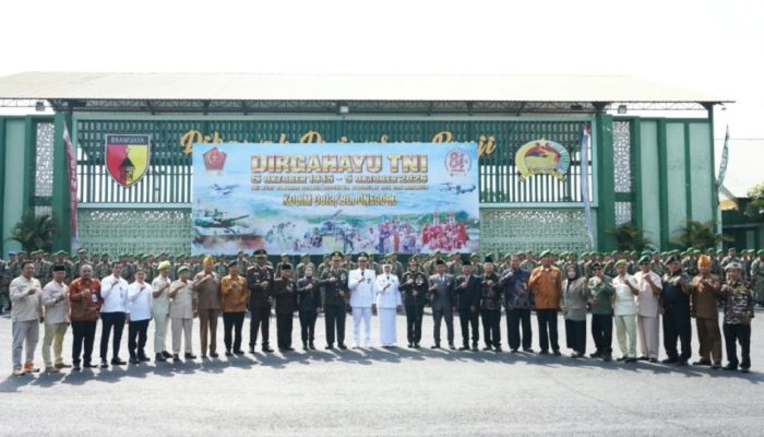 Bupati dan Wabup Bojonegoro Hadiri HUT ke-81 TNI, Sinergi Daerah Makin Diperkuat