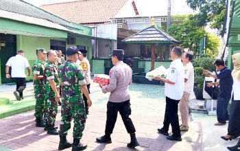 HUT ke-81 TNI, Forkopimcam Sugio Lamongan Beri Kejutan di Makoramil