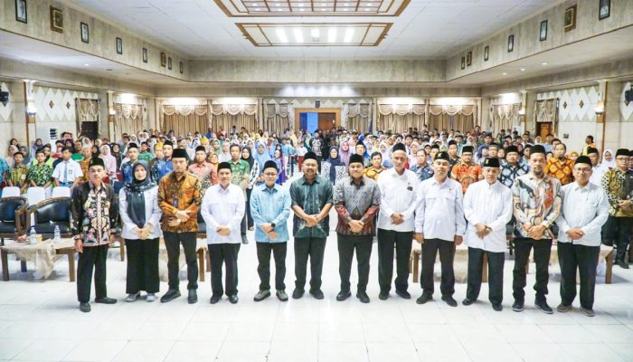 996 Pelajar Gresik Terima Beasiswa, Total Bantuan Capai Rp2,79 Miliar