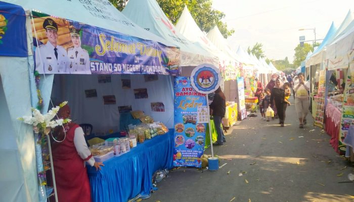 Festival Ledre Bojonegoro 2026 Ramai, Jajanan Kreasi Guru SDN Purwosari Laris