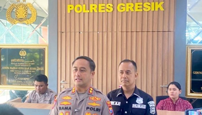 Tangis Korban Pemerasan Pinjol di Polsek Manyar Bikin Kapolres Gresik Bergerak Cepat