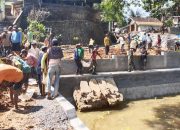 Koramil Paciran Lamongan dan Warga Sulap Sendang Jadi Taman Asri