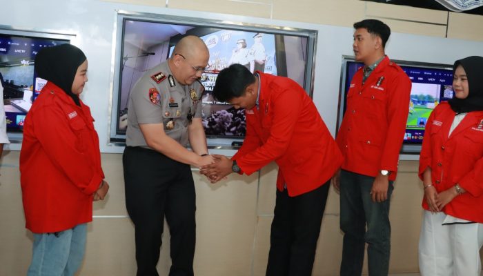 Jaga Lamongan Tetap Kondusif, Kapolres Buka Dialog dengan Mahasiswa