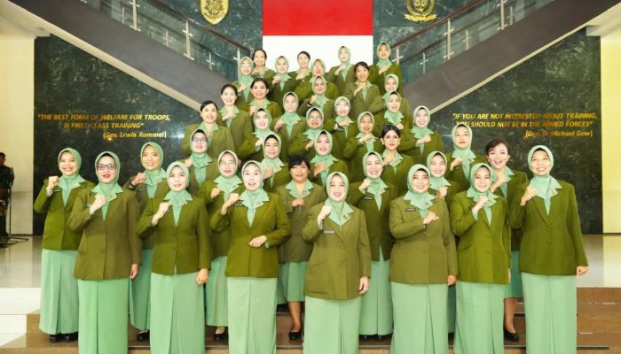 Pangdivif 2 Kostrad di Malang Pimpin Sertijab, Sejumlah Pejabat Berganti