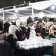 Alun-Alun Bojonegoro Diserbu Warga, Ada Ribuan Porsi Makanan Gratis