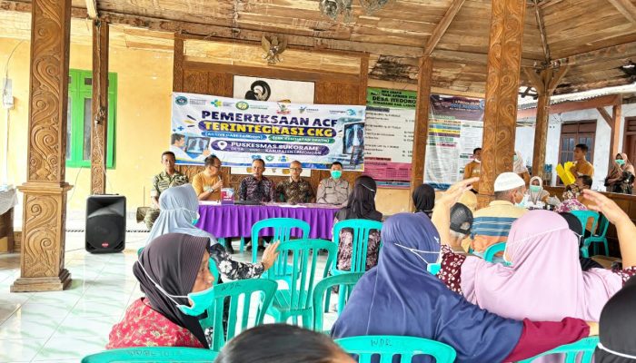 Peduli Kesehatan Warga, Babinsa Sukorame Dampingi Pengobatan Gratis di Wedoro Lamongan