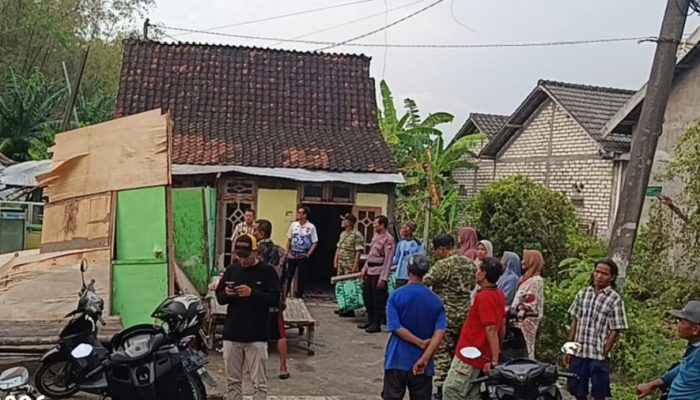 Angin Puting Beliung Mengamuk di Lamongan, Kerugian Puluhan Juta