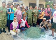 Tak Ingin Petani Merugi, TNI Polri dan Muspika Deket Lamongan Gelar Gerakan Pengendalian Tikus