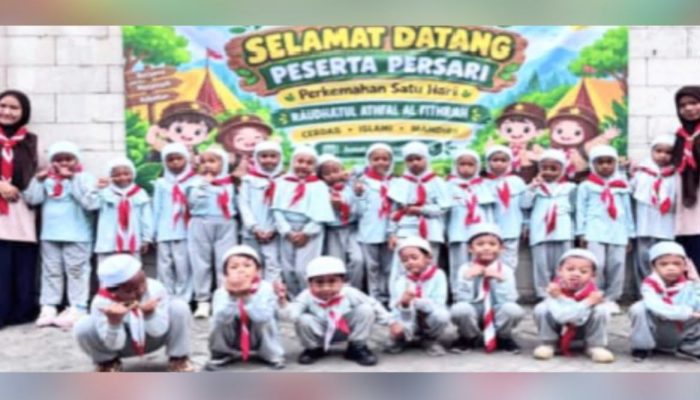 Latih Keberanian dan Kedisiplinan, 74 Pramuka Cilik RA Al Fithrah Surabaya Antusias Ikuti PERSARI